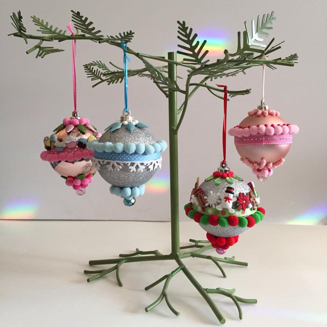 45 Fabulous Christmas Art and Craft Ideas to Brighten Your Christmas