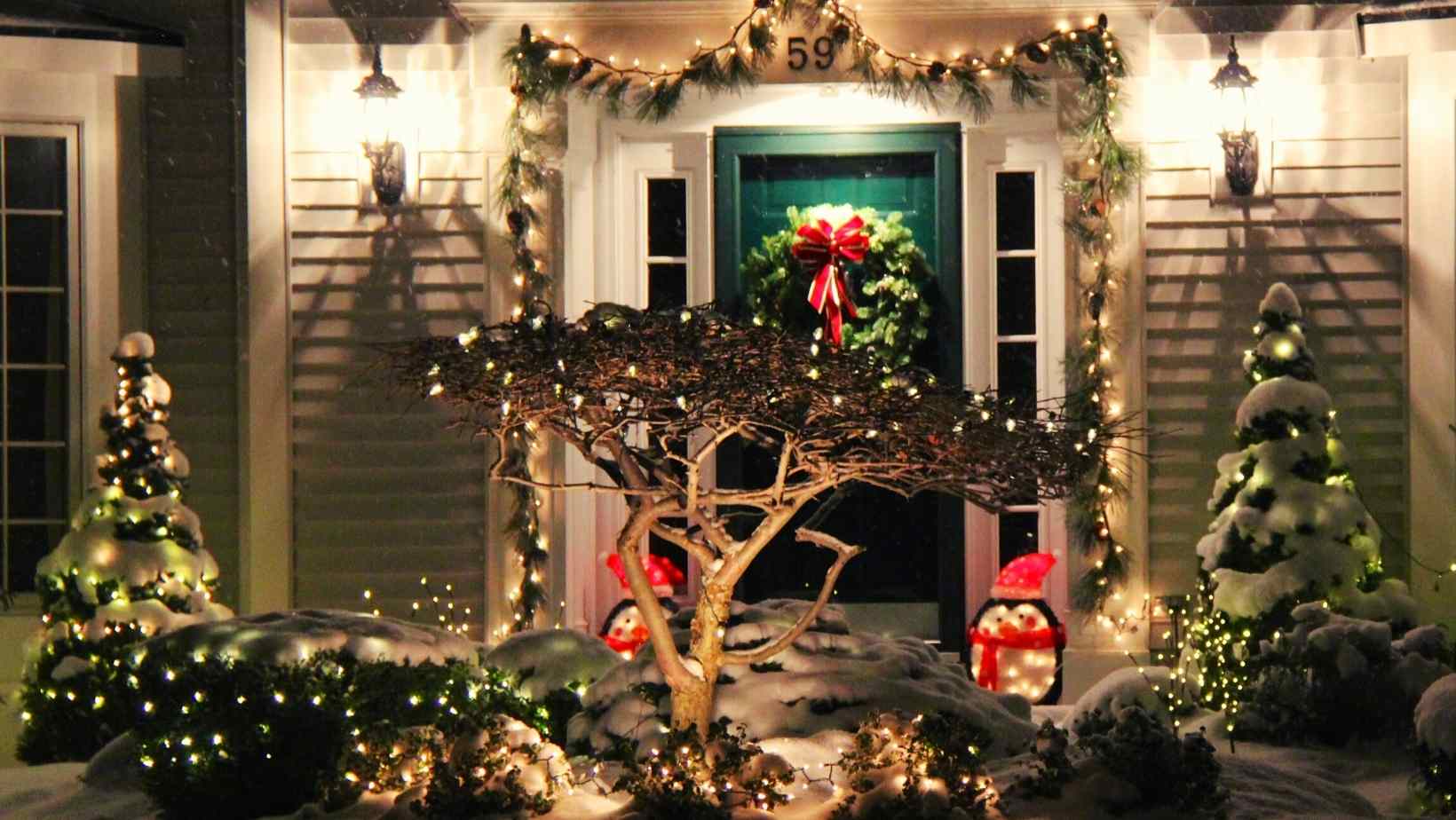 Christmas Entryway Decorations