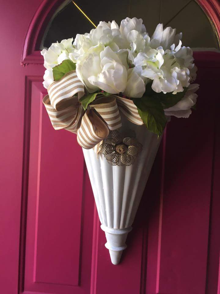 Hemp Flower Vase For Door Décor