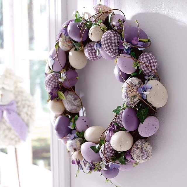 Light Plum Egg Wreath Designing