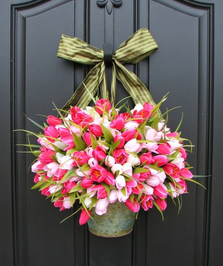 Tulip Door Decoration
