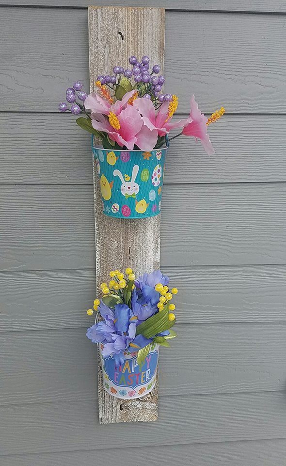 Bucket Easter Porch Decorating Idea