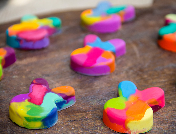 DIY Easter Crayons