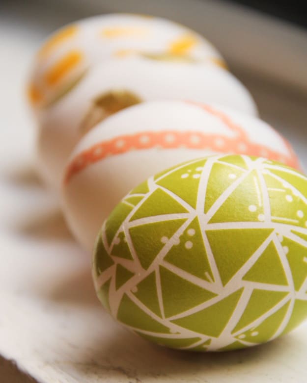 DIY Washi Tape Easter Eggs