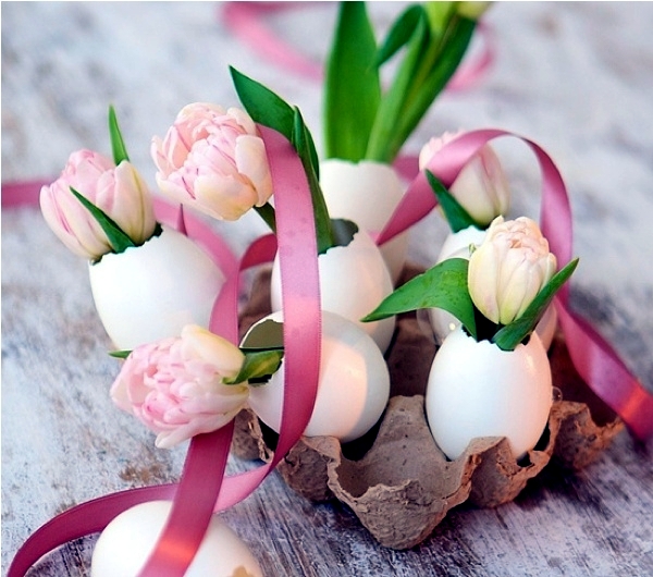 Table decoration for Easter with flowers - spring in the form of panel