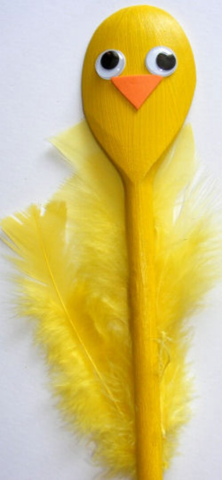 Wooden spoon chick puppet