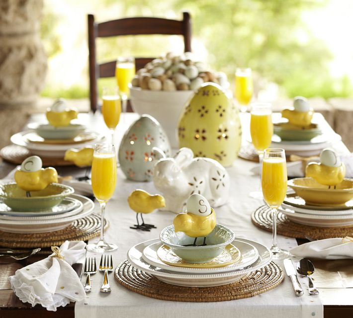 Yellow Easter Table Decorations