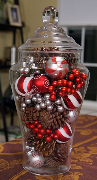 Christmas Centerpiece in a Jar.