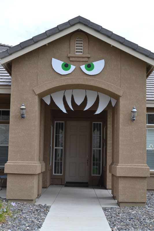 Monster Face for Halloween Outdoor Decor