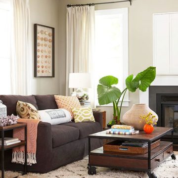 Small living room have a natural and fresh touch.