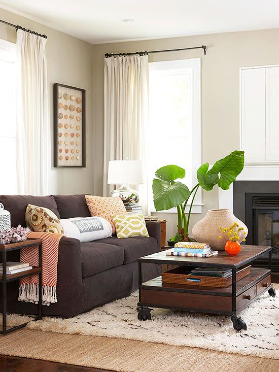 Small living room have a natural and fresh touch.