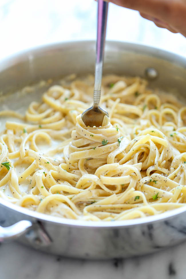 One Pot Garlic Parmesan Pasta