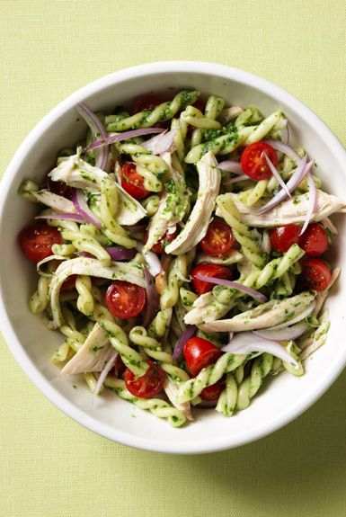 Pasta with Chicken, Vegetables, and Spinach Pesto