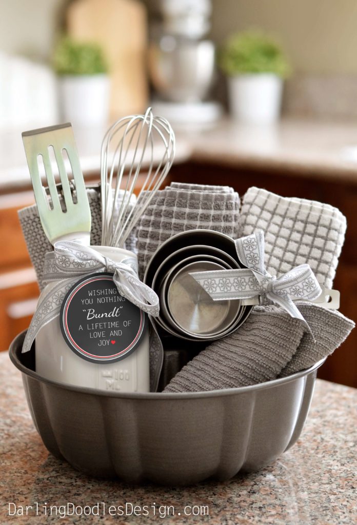 Bundt Cake Basket