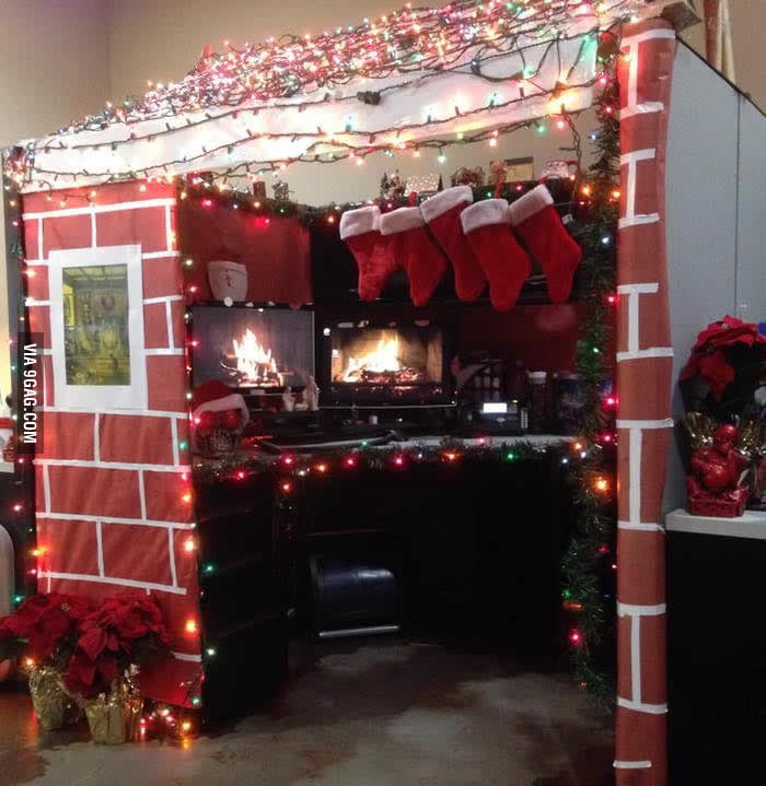 #Christmas #Office #Decoration #Ideas Christmas Cubicle Decorating Ideas - 13