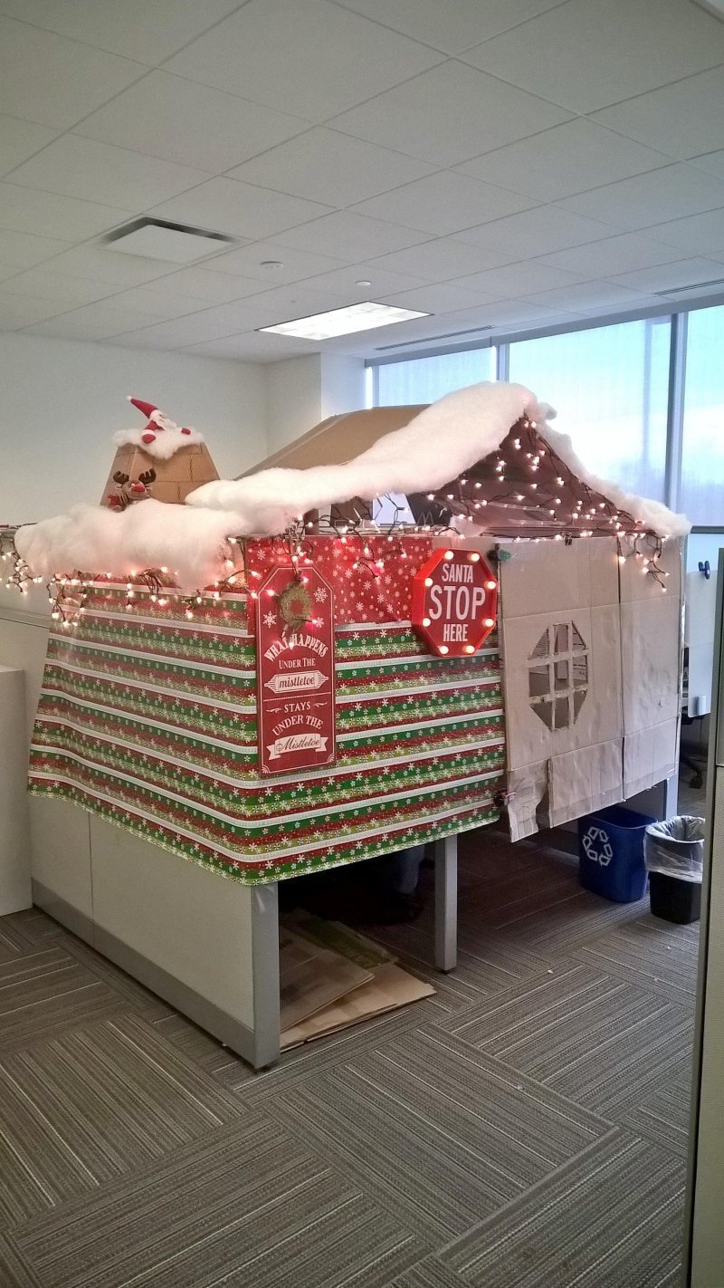 #Christmas #Office #Decoration #Ideas Christmas at the Office