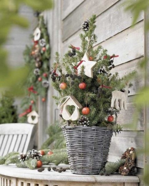 #Small #Christmas #Tree Christmas tree in a basket
