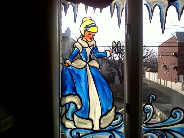 Cinderella as a wonderful decoration for the Christmas window