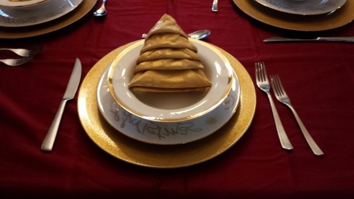 Fold Napkins for Christmas - a golden tree