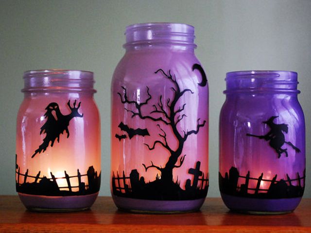 Jar painted in Halloween theme