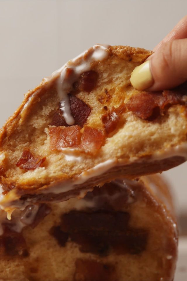 Maple Bacon Pull-Apart Bread