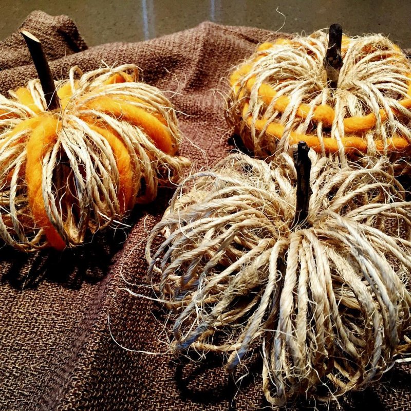 Some crappy old twine became three pumpkins.