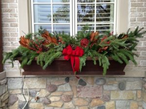 40+ Awesome Christmas Window Decorations Ideas