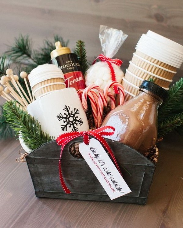 The Perfect Hot Cocoa Gift Basket