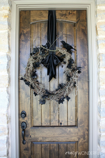Batdoor Wreath.