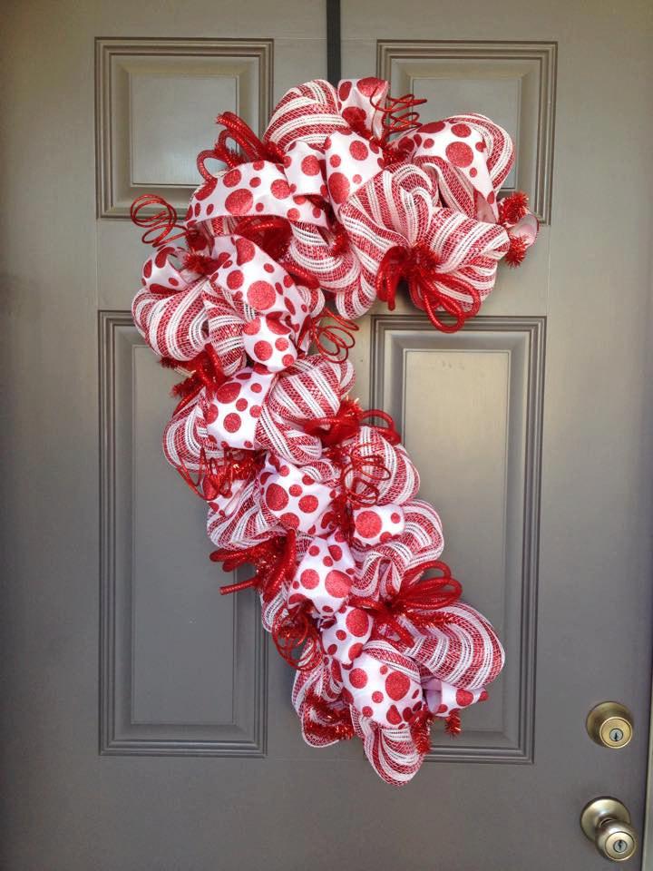 Candy Cane Wreath.