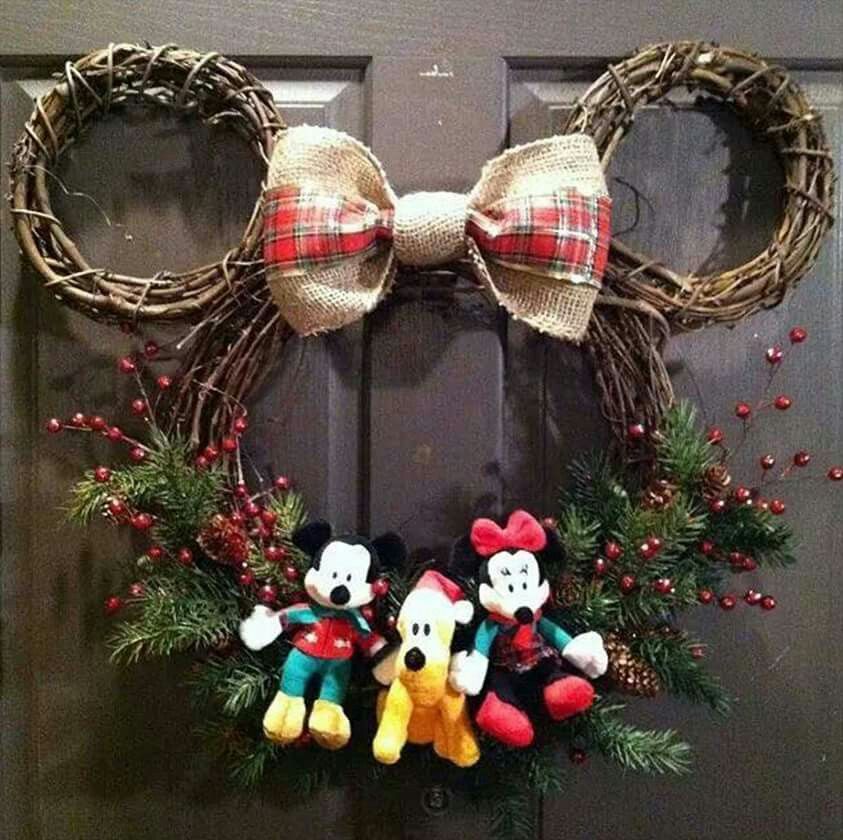 Easy to make Mickey-themed holiday wreath.