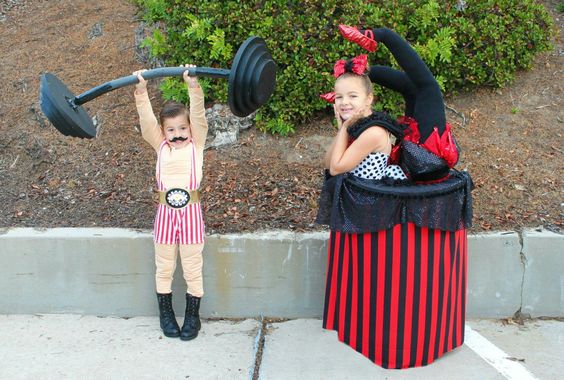 Freaky Contortionist with False Legs. - Halloween costumes for kids