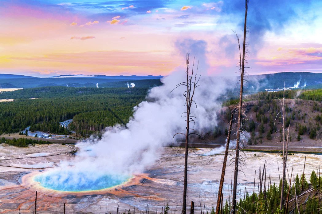 Grand Prismatic Spring, Wyoming, USA.