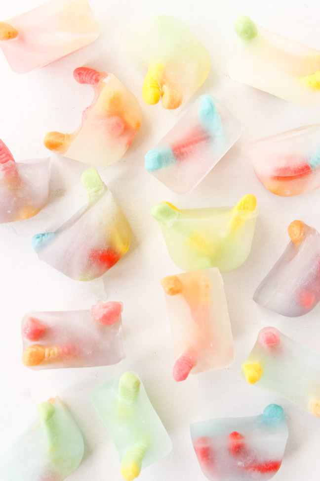 Gummy Worm Ice Cubes. - Scary Snacks Recipes