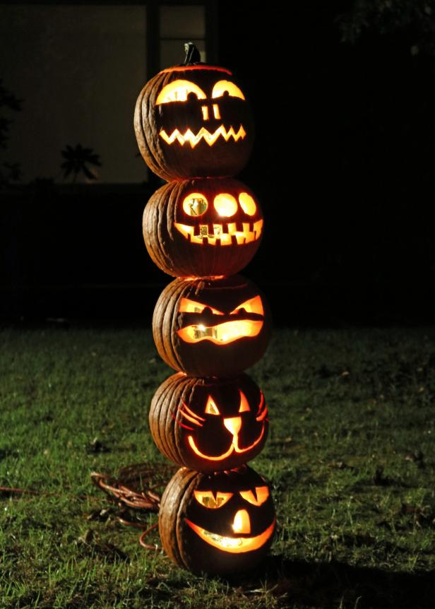 Make a Pumpkin Totem Pole For Halloween.