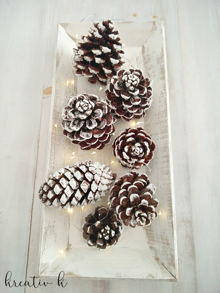 Pine Cone Centerpiece.