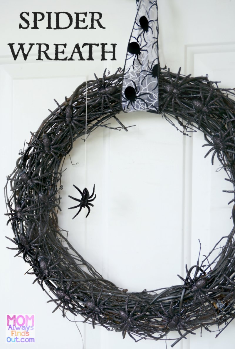 Spider Wreath.