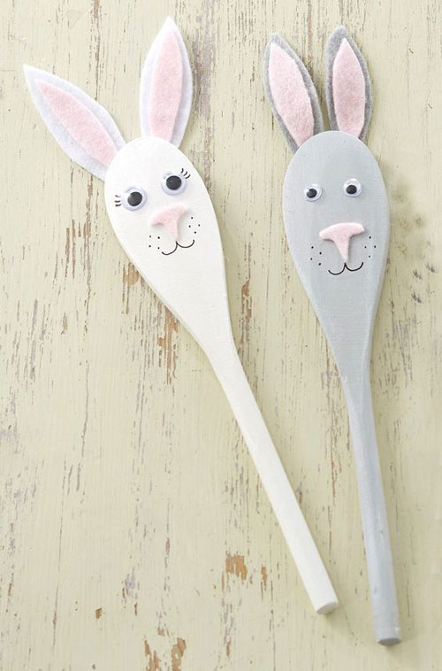 Easter Bunny Spoon Puppets.