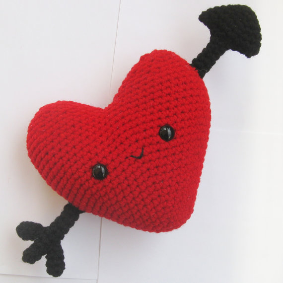 Heart in Love crochet pattern.