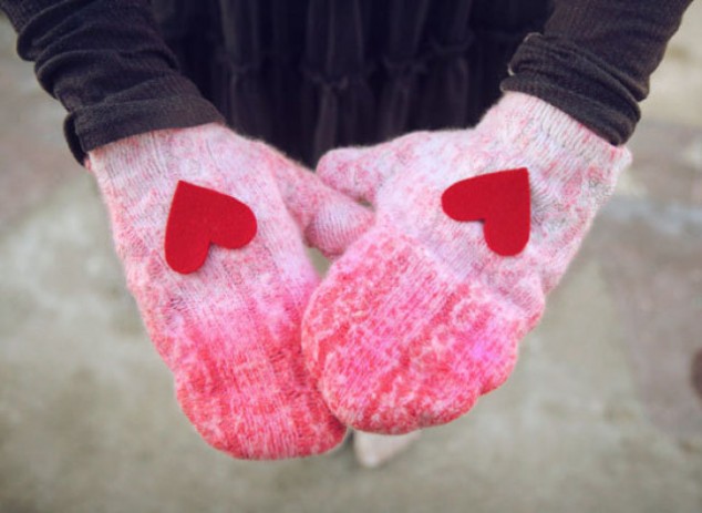 Ombre Sweater Mittens.