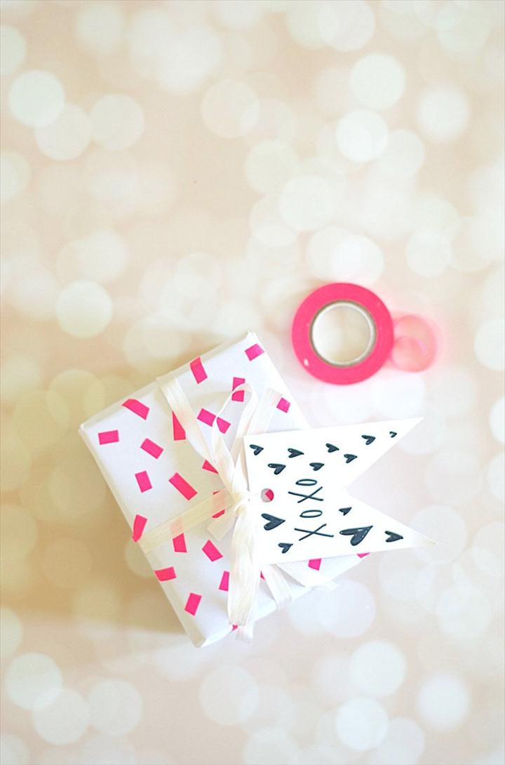 Valentine-day Gift Wrapping Idea.