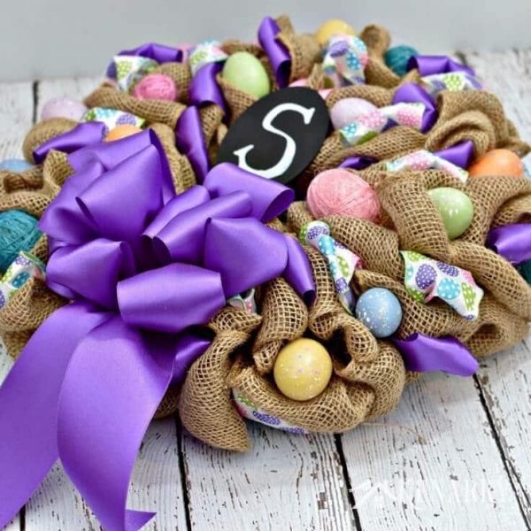 Burlap wreaths for Easter.