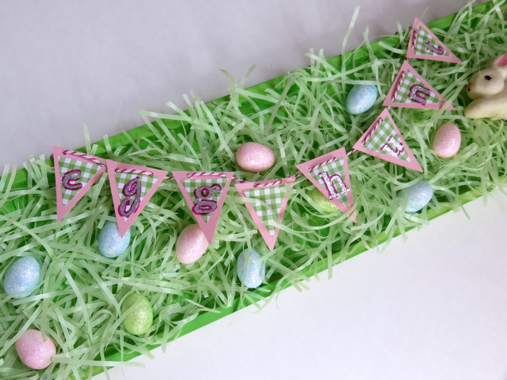 Easy Easter Egg Grass Sign.