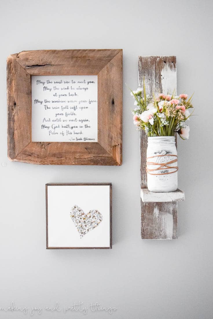 Farmhouse Style Mason Jar Planter.