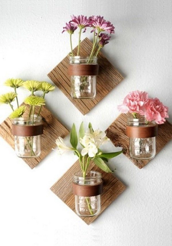 Rustic Mason Jar Sconce.