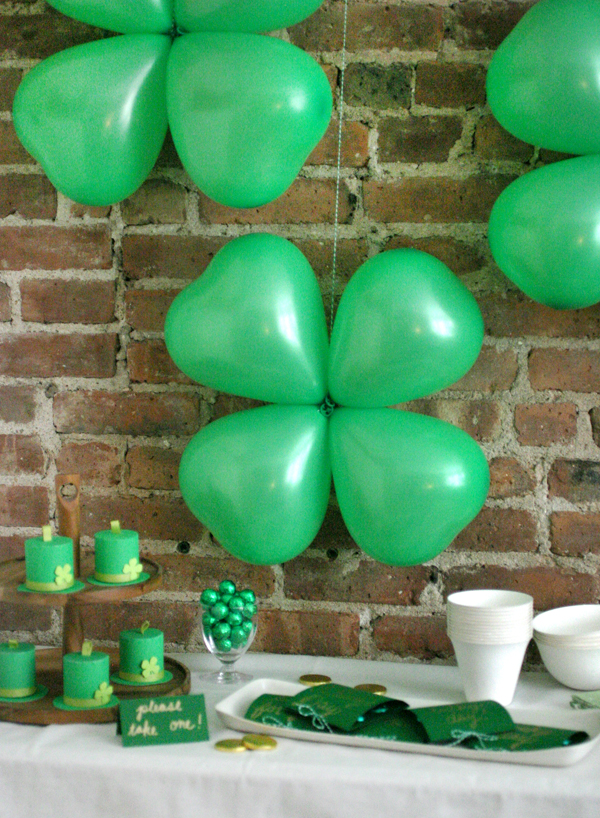 Shamrock Balloons Decor.