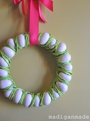 Simplicity is beautiful Easter Wreath.