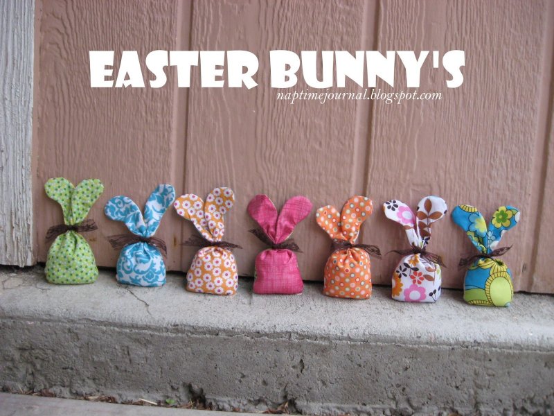 Easter Bunnys. Easter Outdoor Decoration Ideas