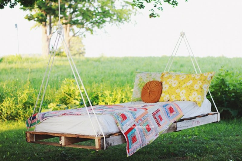 A Pallet Swing Bed.