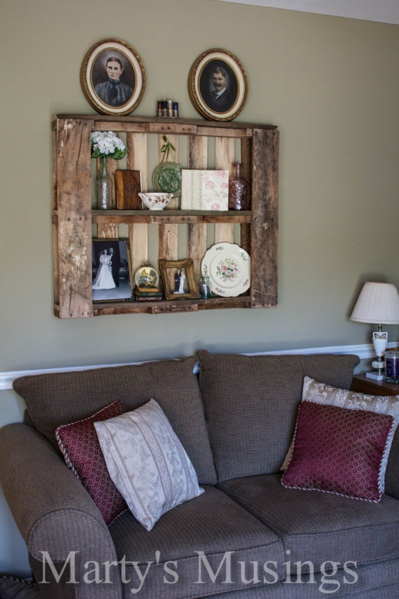 Hang a pallet on the wall.